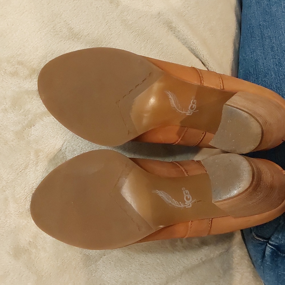 UGG Cobie II Chelsea boots in brown leather Womens Size 9 - Picture 10 of 10